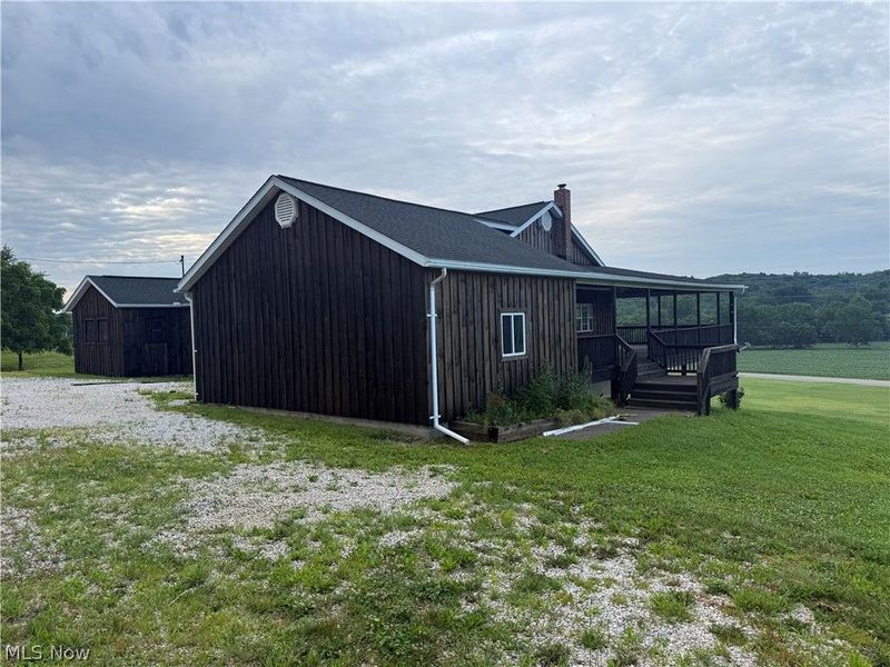 18513 Hobbler Lane, Lore City, OH 43755 Photo 8
