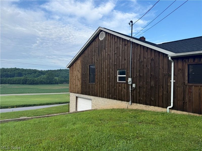 18513 Hobbler Lane, Lore City, OH 43755 Photo 9
