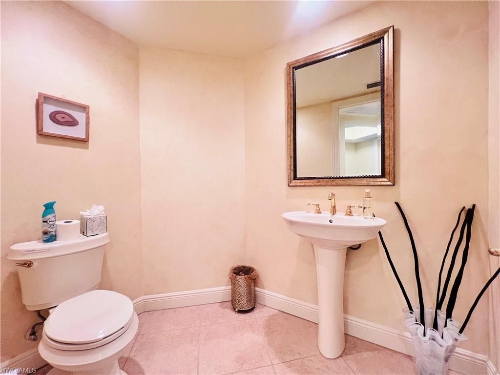 23850 Via Italia Cir , Unit 605, Estero, FL 34134 Photo