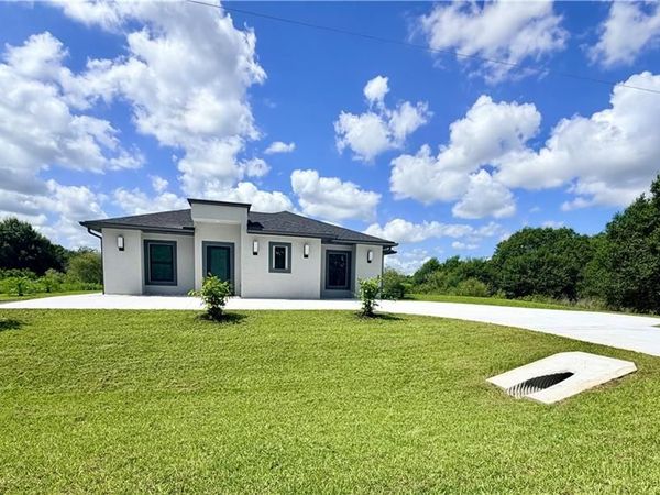 7655 7th PL , LABELLE, FL 33935