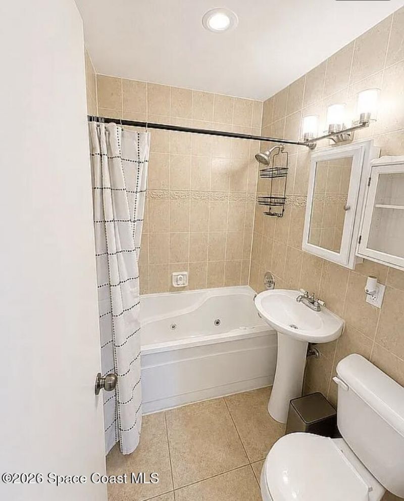 209-215 S Riverside Drive , Indialantic, FL 32903 Photo