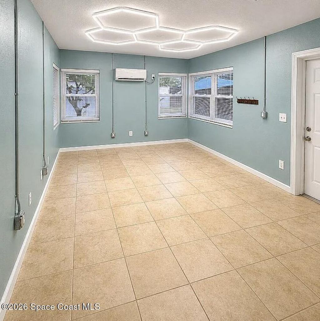 209-215 S Riverside Drive , Indialantic, FL 32903 Photo