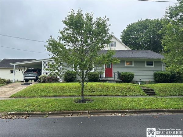 174 Clyde Avenue , Jamestown, NY 14701
