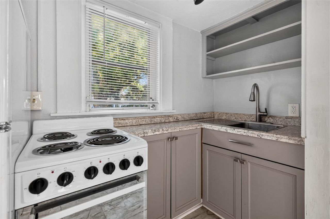 860 12th Avenue N, Saint Petersburg, FL 33701 Photo