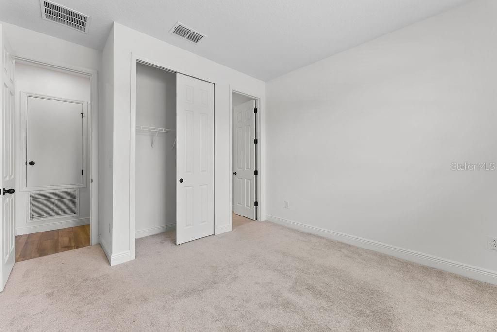 7322 34th Court E, Sarasota, FL 34243 Photo