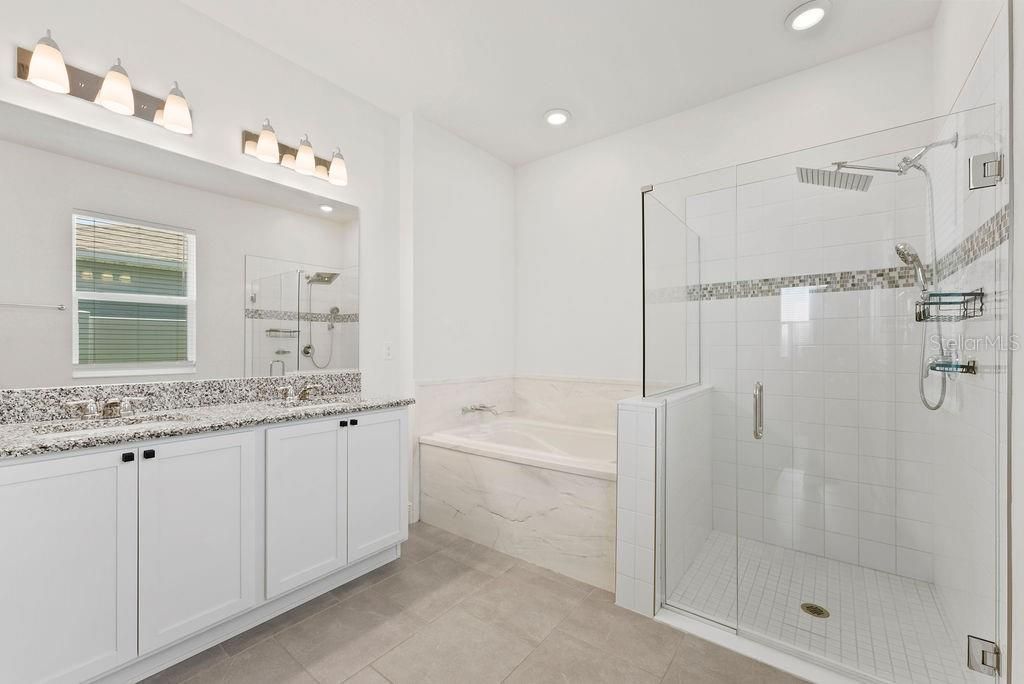 7322 34th Court E, Sarasota, FL 34243 Photo