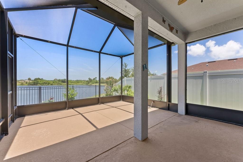7322 34th Court E, Sarasota, FL 34243 Photo
