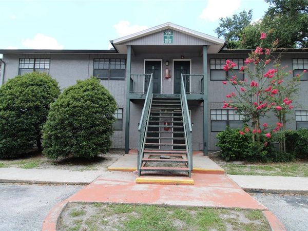 201 POINSETTIA PINE COURT , Unit 202, TAMPA, FL 33612