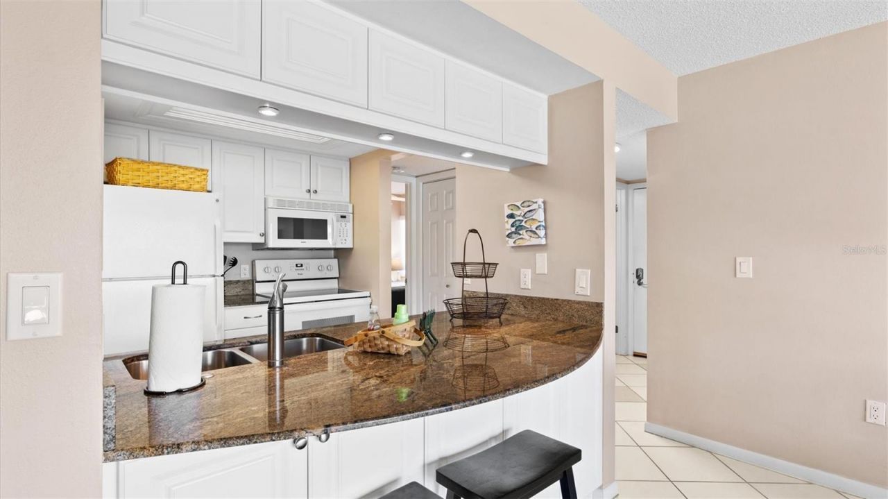 1700 Cove II Place , Unit 310, Sarasota, FL 34242 Photo