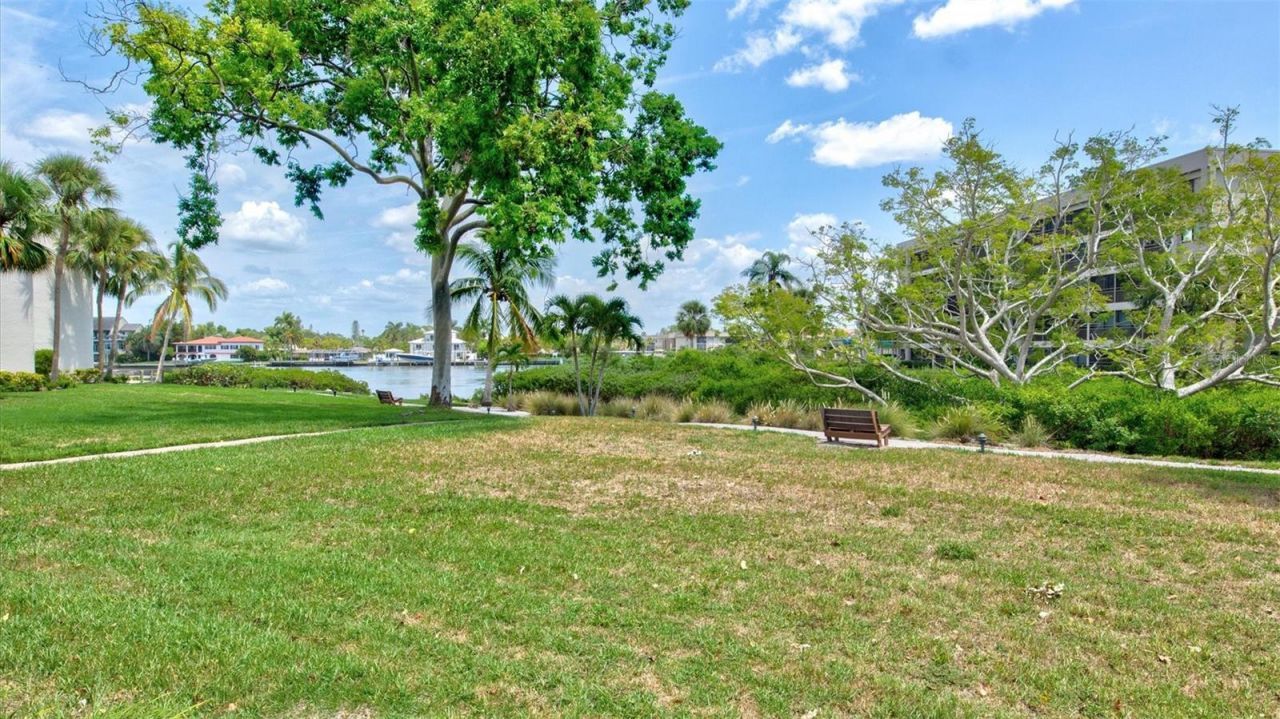 1700 Cove II Place , Unit 310, Sarasota, FL 34242 Photo