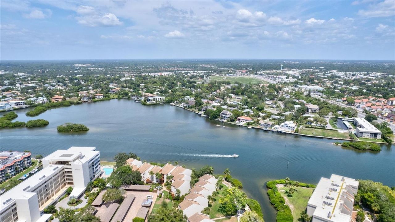 1700 Cove II Place , Unit 310, Sarasota, FL 34242 Photo