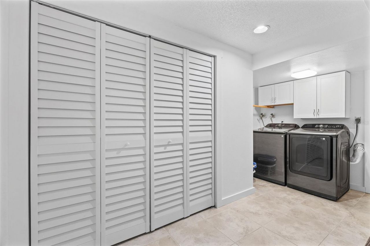 3701 E Bay Drive, Unit 1, Bradenton Beach, FL 34217 Photo