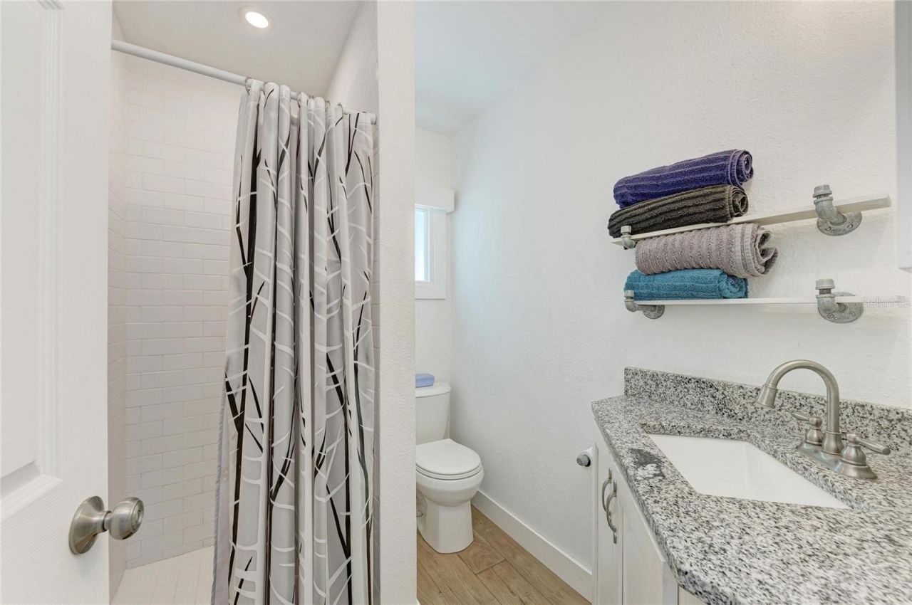 901 Oak Street Sw, Ruskin, FL 33570 Photo
