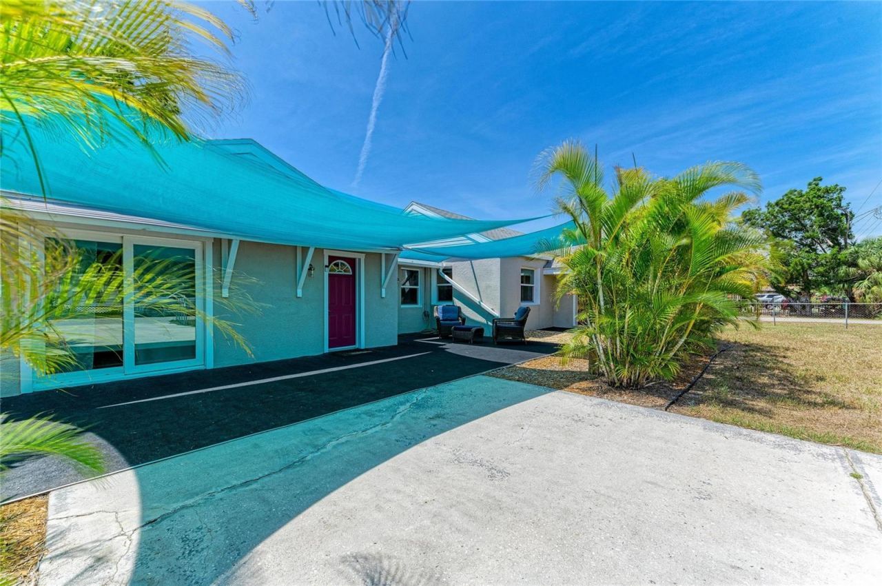 901 Oak Street Sw, Ruskin, FL 33570 Photo