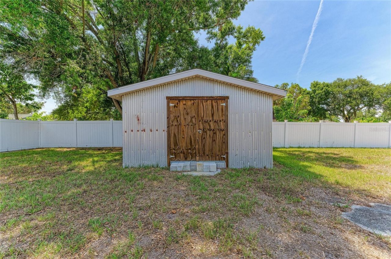 901 Oak Street Sw, Ruskin, FL 33570 Photo