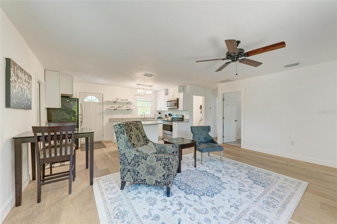 901 Oak Street Sw, Ruskin, FL 33570 Photo