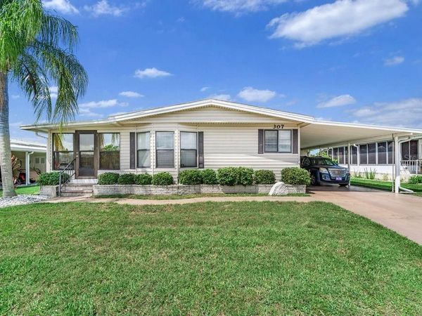 307 AVENUE OF DUKES , NOKOMIS, FL 34275