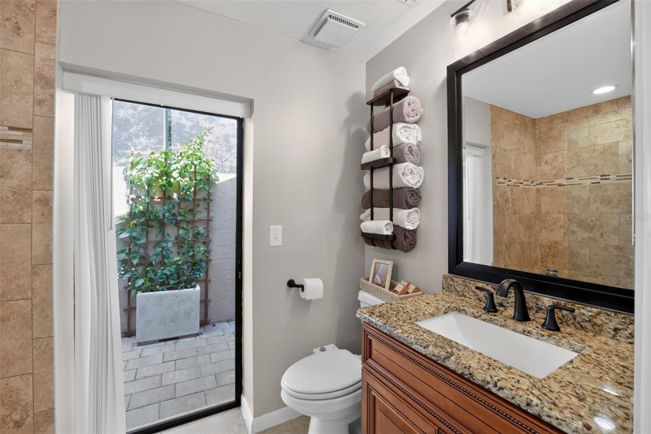 3935 Country View Lane , Sarasota, FL 34233 Photo