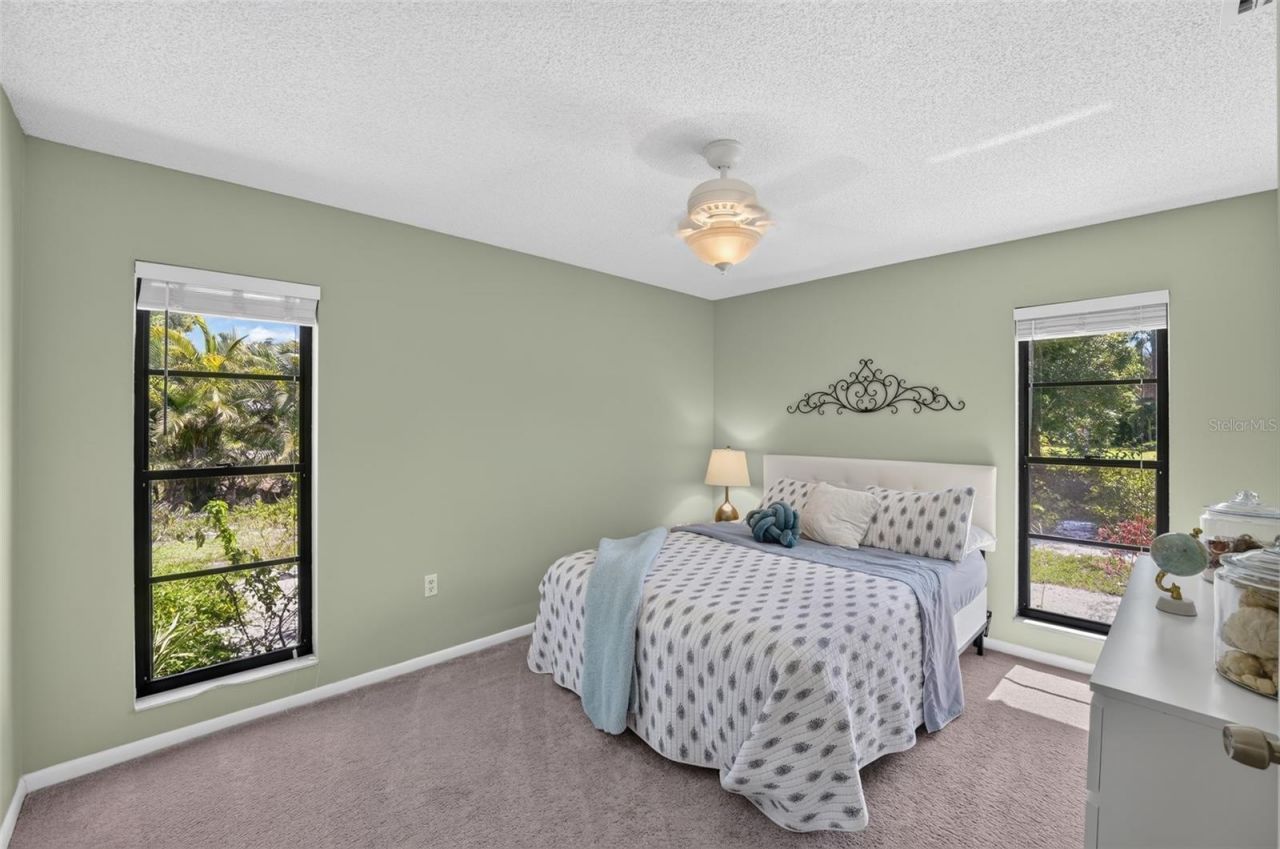 3935 Country View Lane , Sarasota, FL 34233 Photo