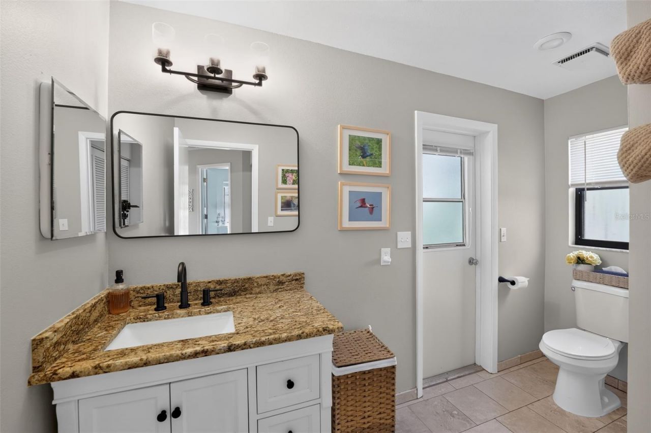 3935 Country View Lane , Sarasota, FL 34233 Photo