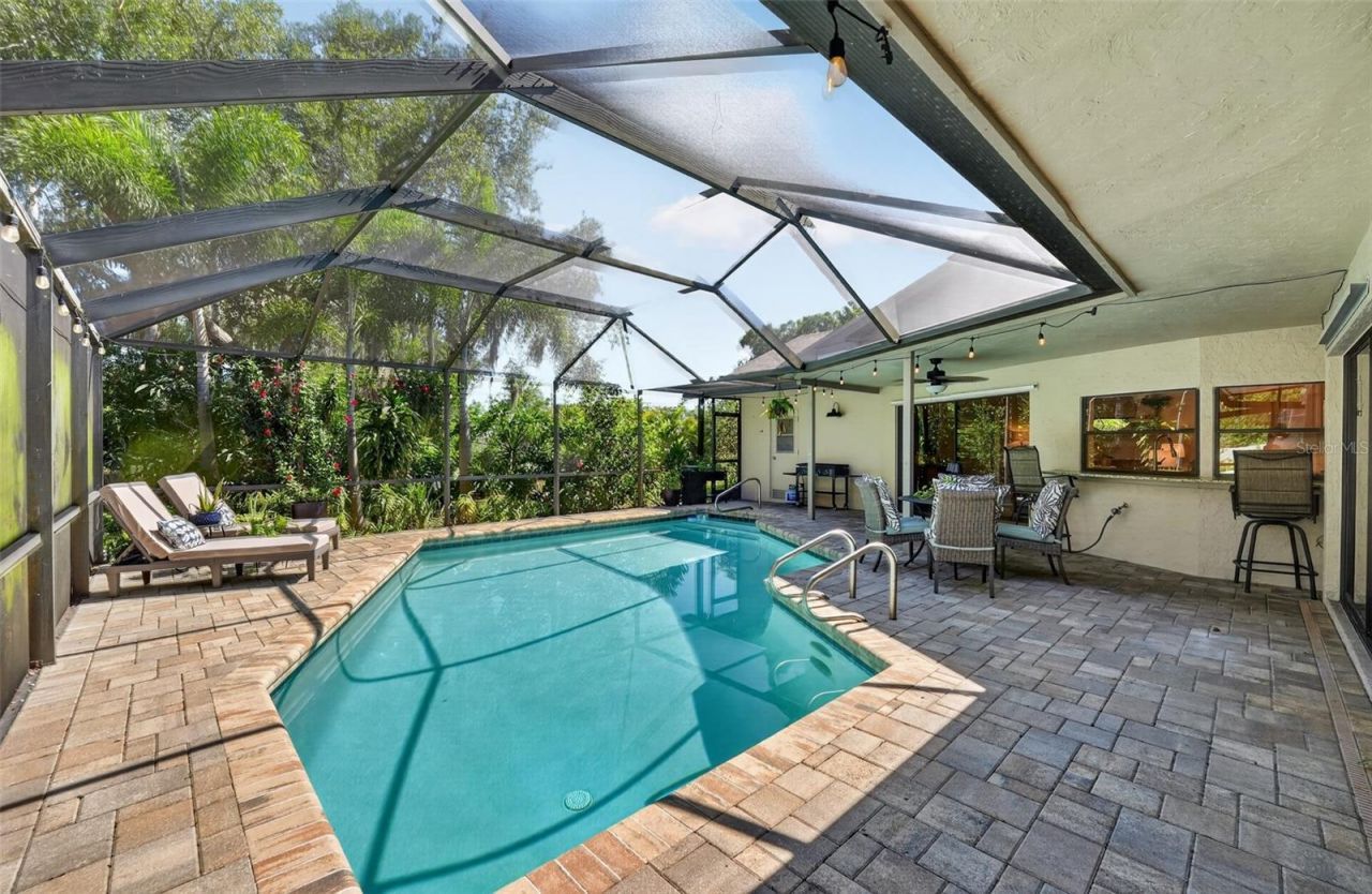 3935 Country View Lane , Sarasota, FL 34233 Photo