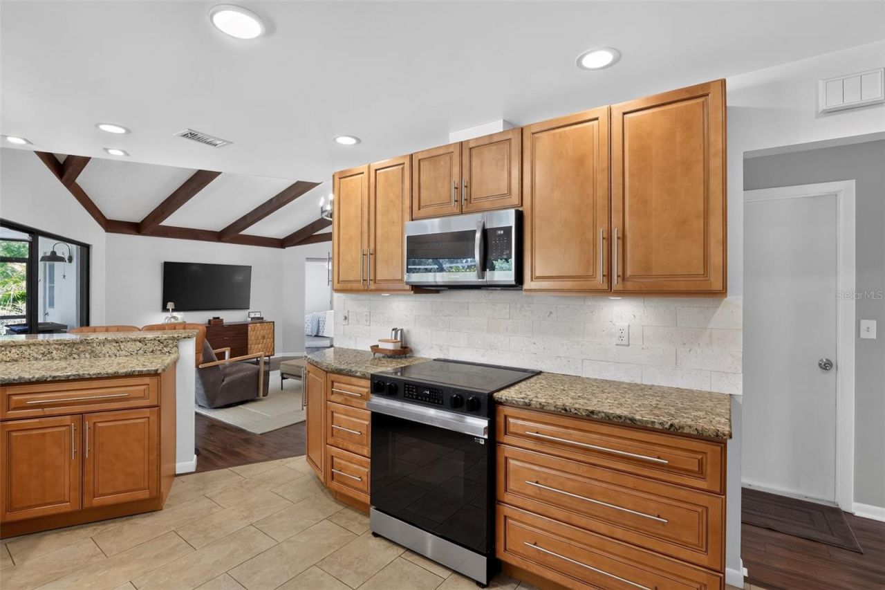 3935 Country View Lane , Sarasota, FL 34233 Photo