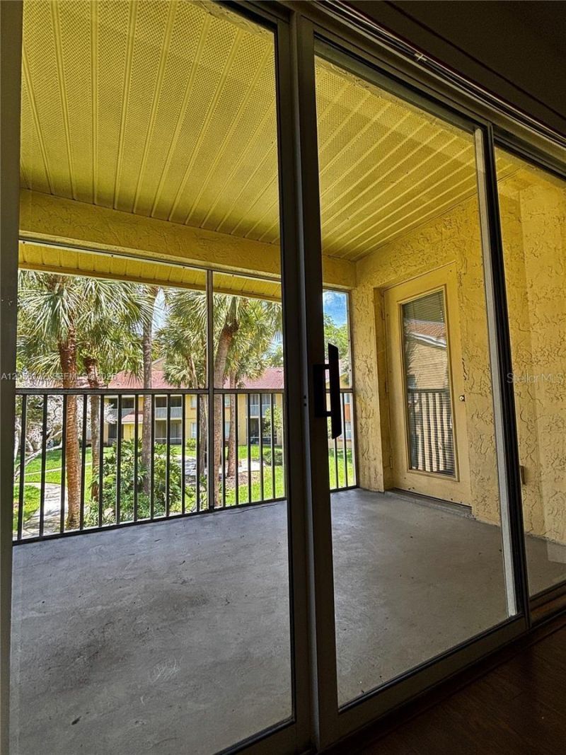 1040 Coral Springs Club, Unit 1040, Coral Springs, FL 33071 Photo