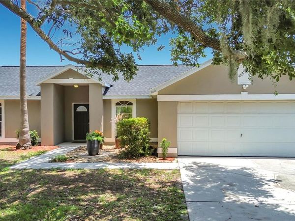 210 ROBBINS REST CIRCLE , DAVENPORT, FL 33896