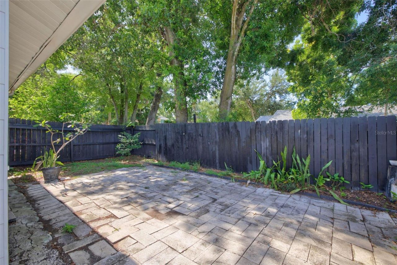 1162 Highland Street N, Saint Petersburg, FL 33701 Photo