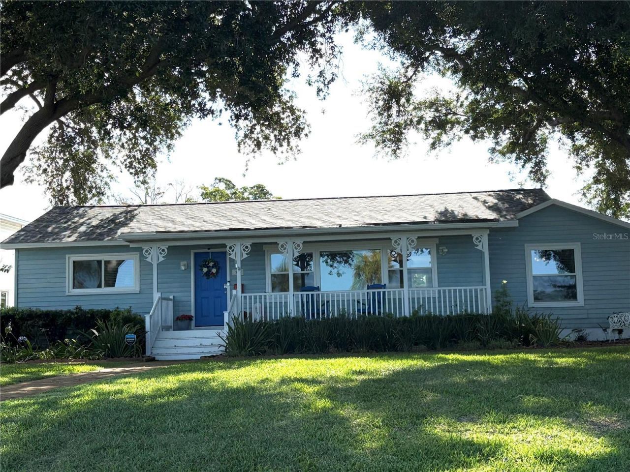 110 Sunset Drive S, Saint Petersburg, FL 33707 Photo