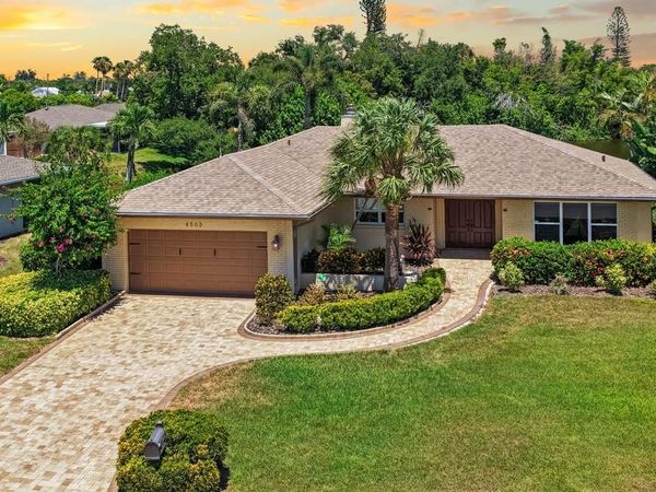 4503 CORAL LAKE DRIVE , BRADENTON, FL 34210