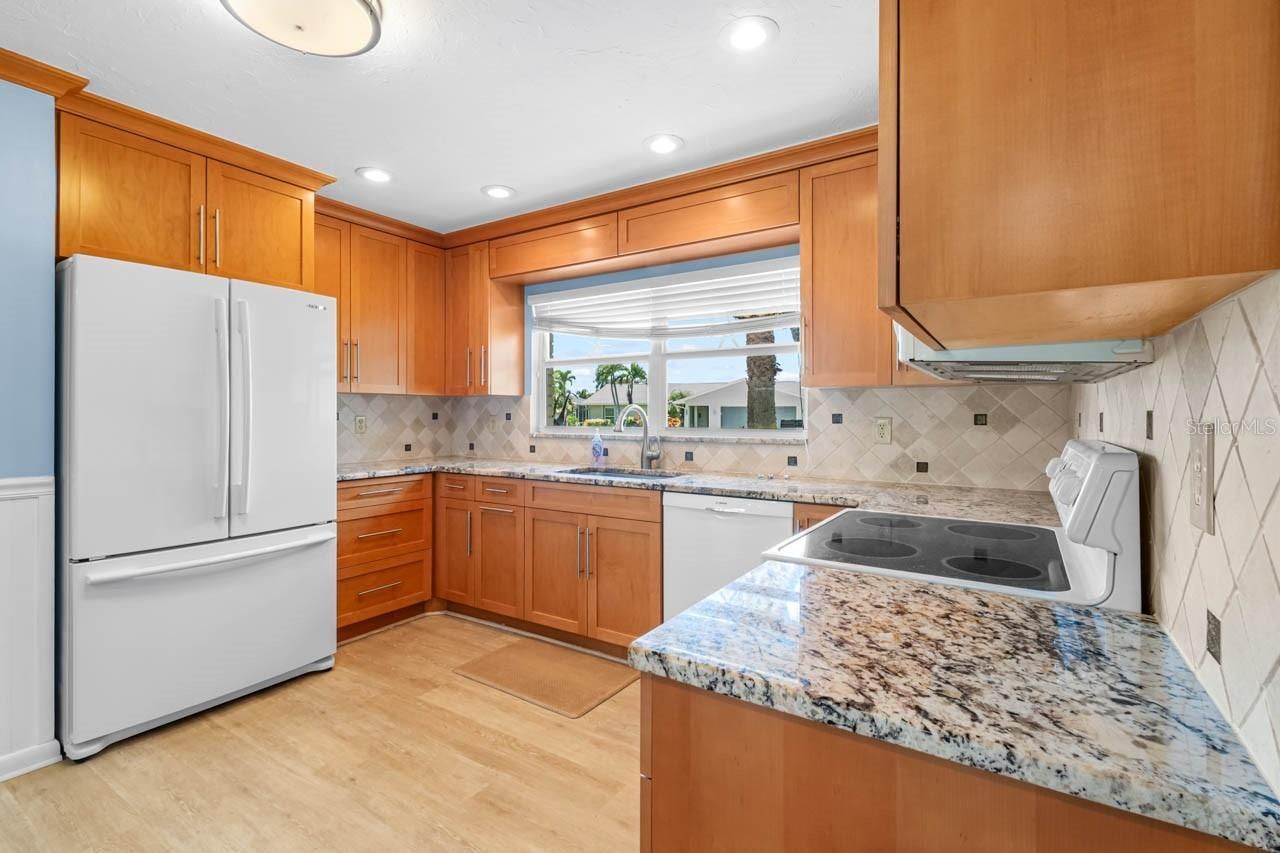 4503 Coral Lake Drive , Bradenton, FL 34210 Photo