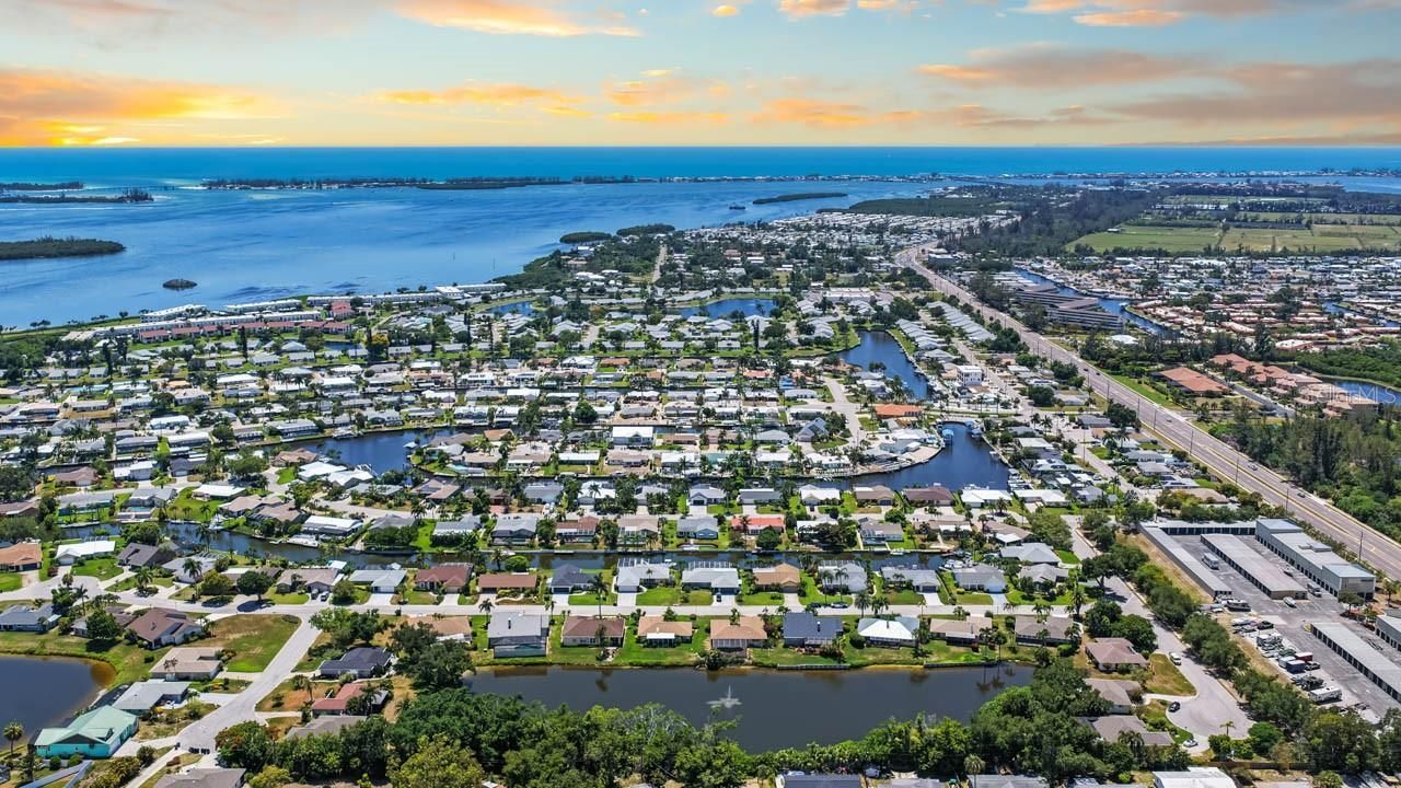 4503 Coral Lake Drive , Bradenton, FL 34210 Photo