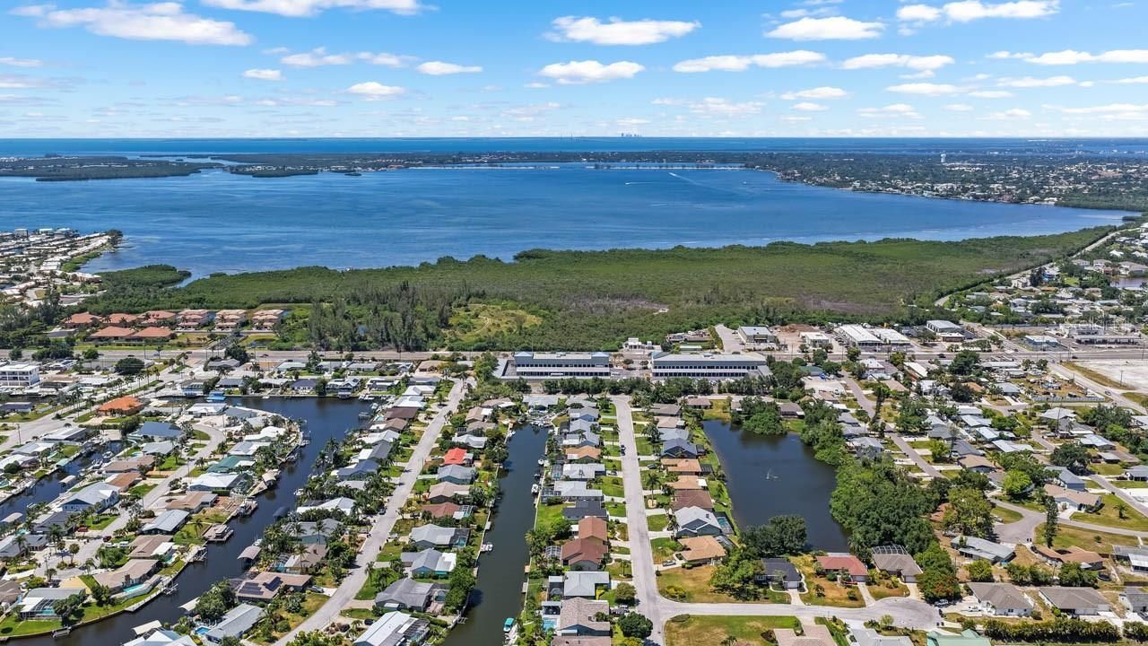 4503 Coral Lake Drive , Bradenton, FL 34210 Photo