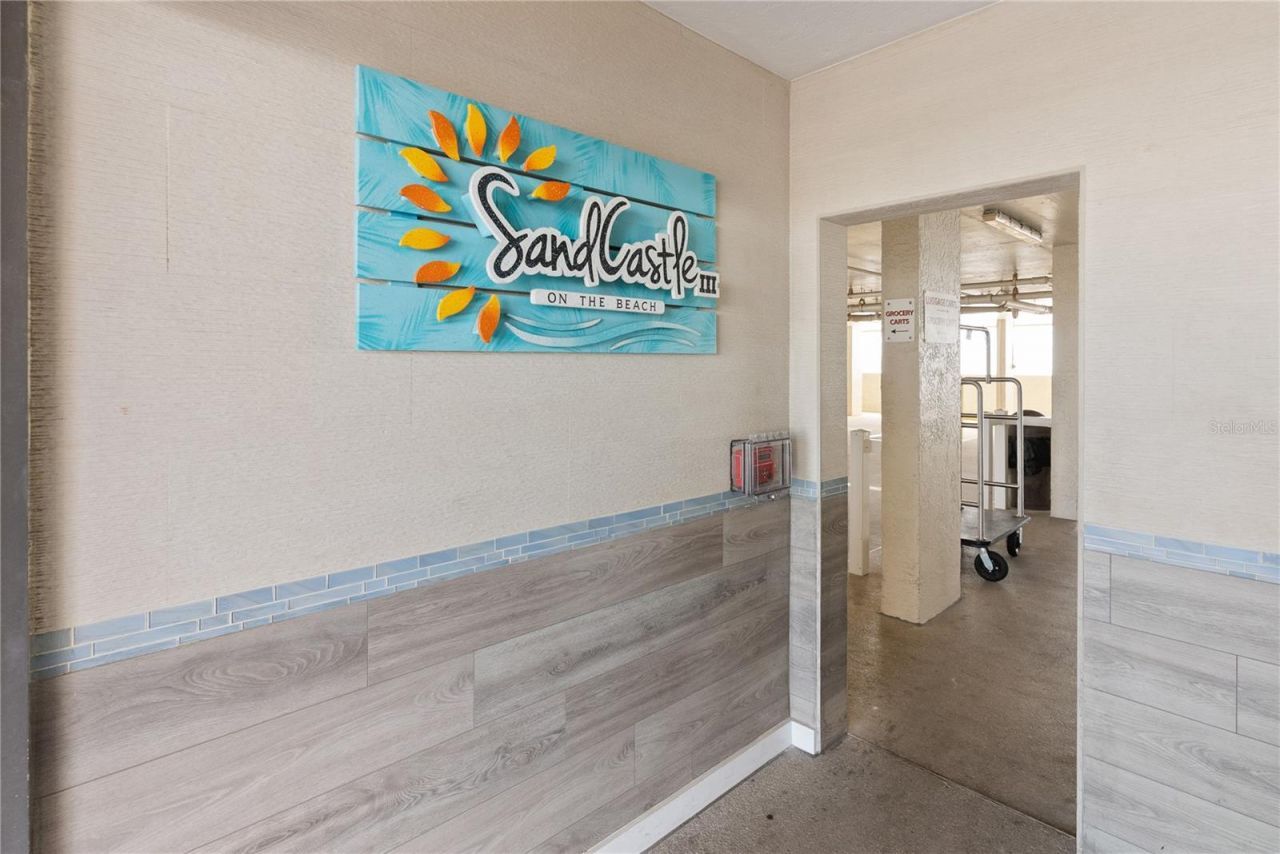 20040 Gulf Boulevard, Unit 402, Indian Rocks Beach, FL 33785 Photo