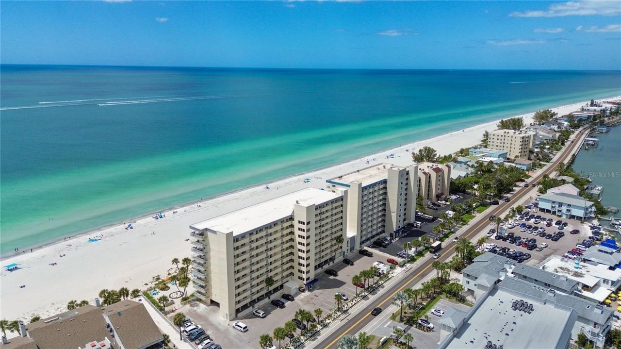 20040 Gulf Boulevard, Unit 402, Indian Rocks Beach, FL 33785 Photo
