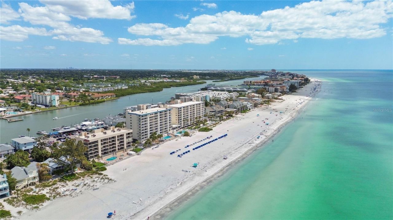 20040 Gulf Boulevard, Unit 402, Indian Rocks Beach, FL 33785 Photo