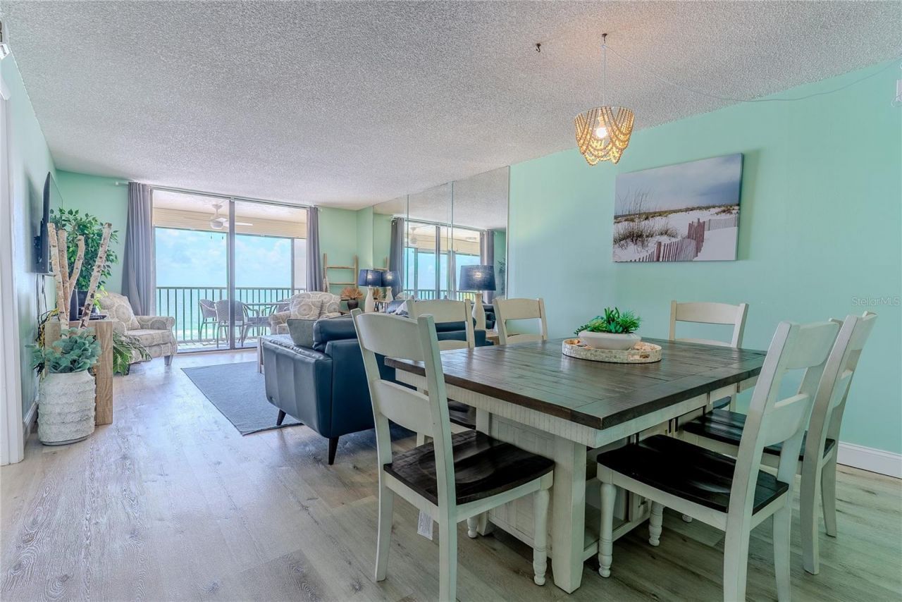 20040 Gulf Boulevard, Unit 402, Indian Rocks Beach, FL 33785 Photo