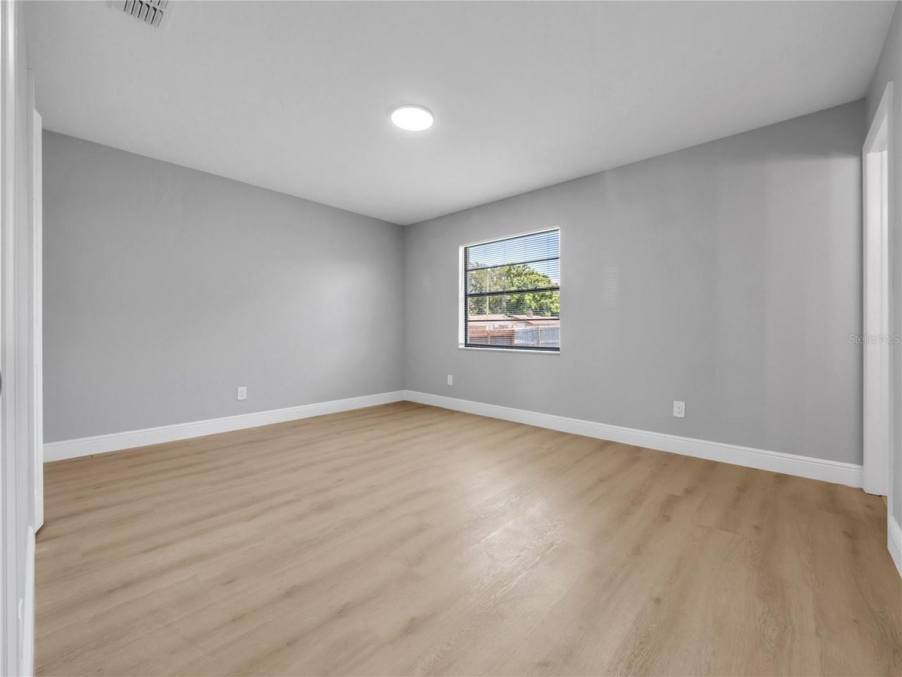 5213 Colfax Place , Seffner, FL 33584 Photo