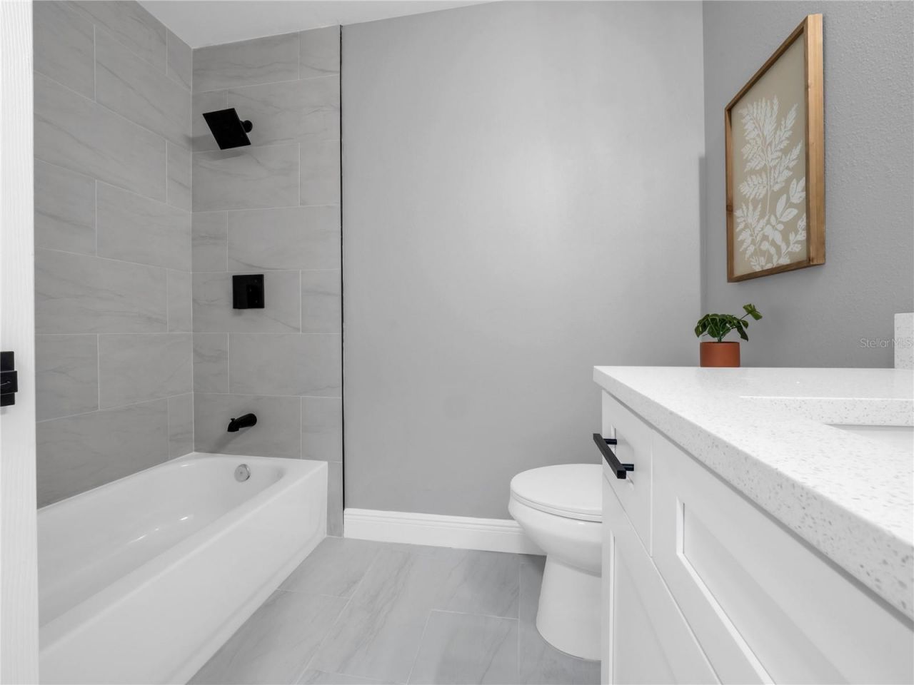 5213 Colfax Place , Seffner, FL 33584 Photo