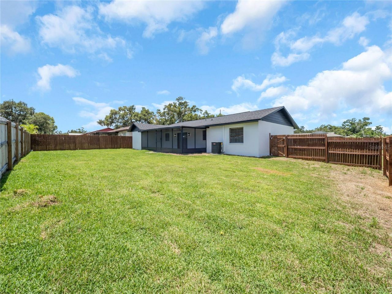 5213 Colfax Place , Seffner, FL 33584 Photo