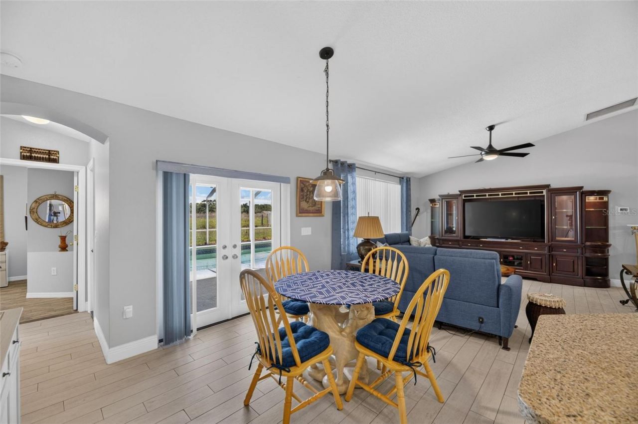 10313 Tarragon Drive, Riverview, FL 33569 Photo