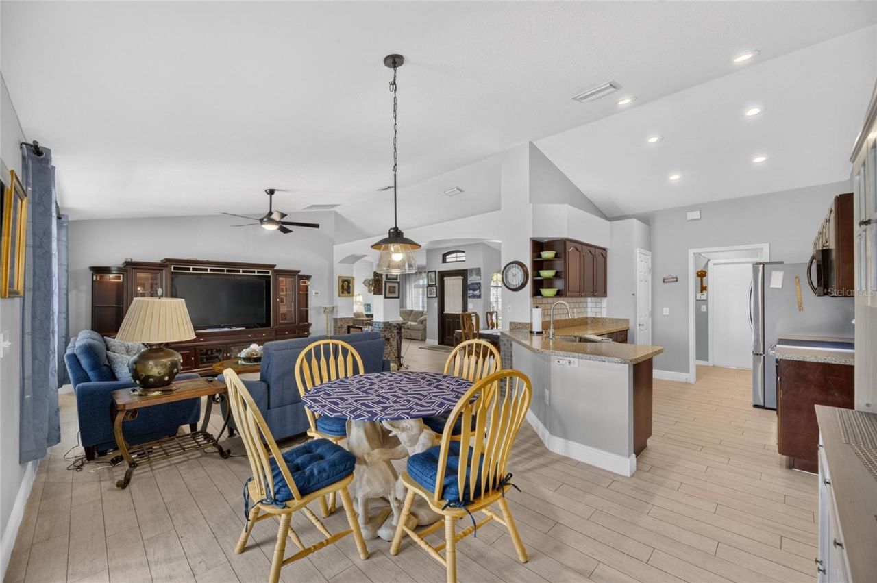 10313 Tarragon Drive, Riverview, FL 33569 Photo