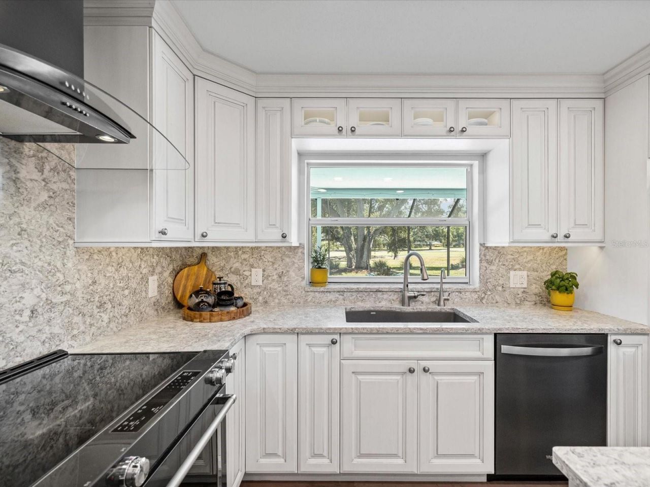 2285 Watrous Drive , Dunedin, FL 34698 Photo