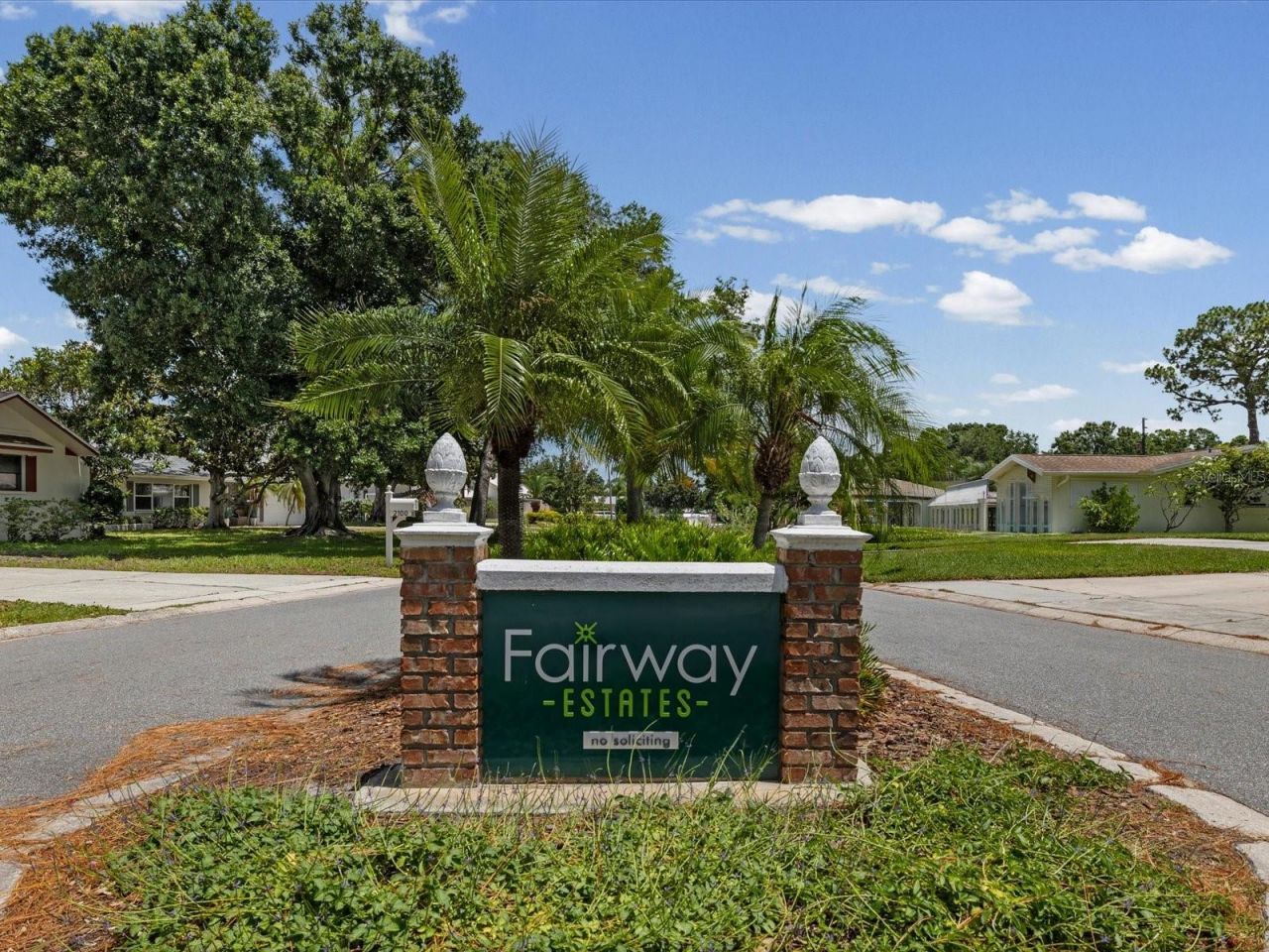 2285 Watrous Drive , Dunedin, FL 34698 Photo