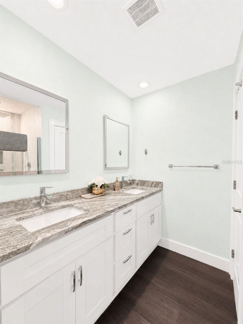 726 38th Avenue N, Saint Petersburg, FL 33704 Photo