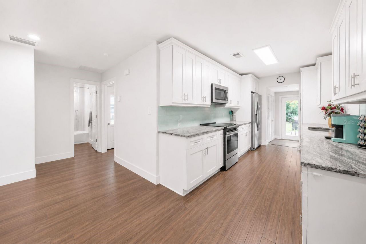 726 38th Avenue N, Saint Petersburg, FL 33704 Photo
