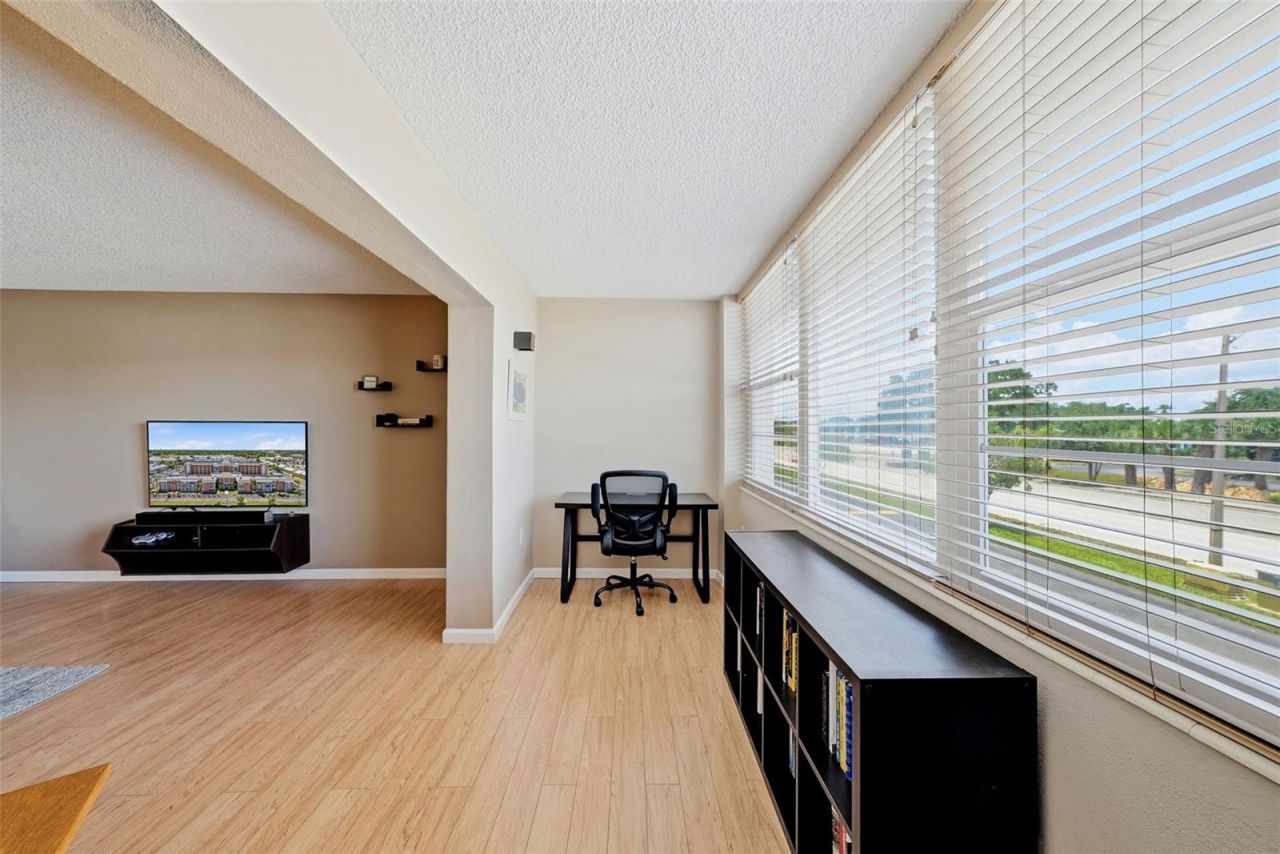 1900 68th Street N, Unit 205, Saint Petersburg, FL 33710 Photo