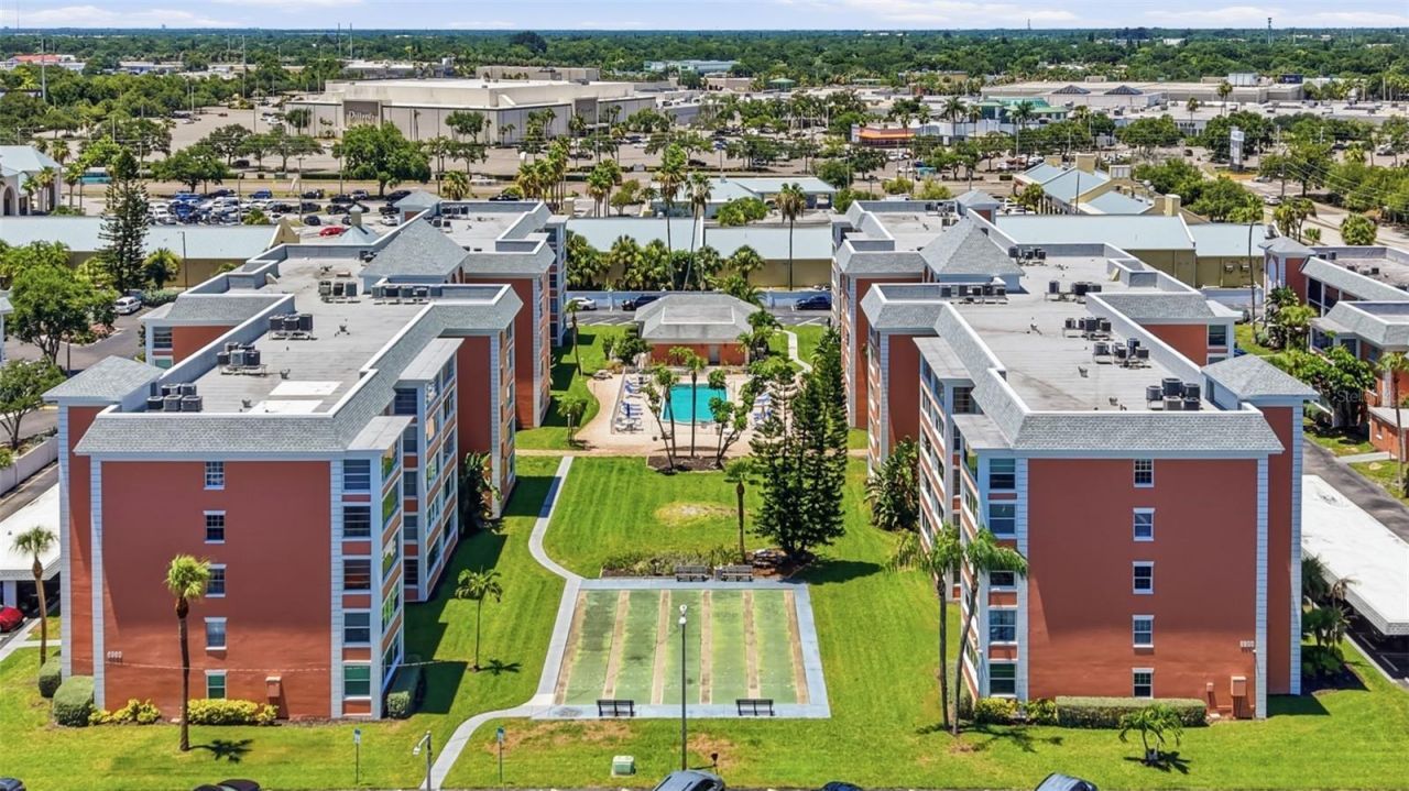 1900 68th Street N, Unit 205, Saint Petersburg, FL 33710 Photo