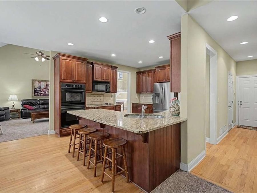Property Image 15